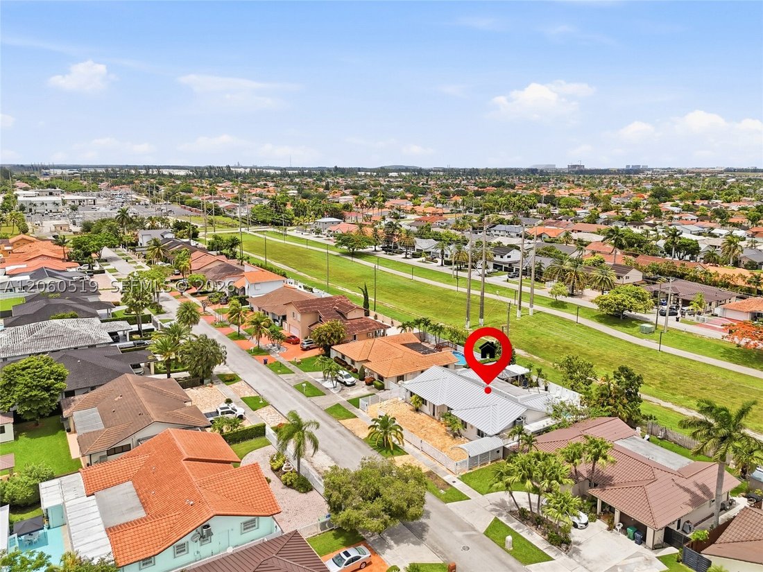 House in Miami, Florida, United States 4 - 18534914