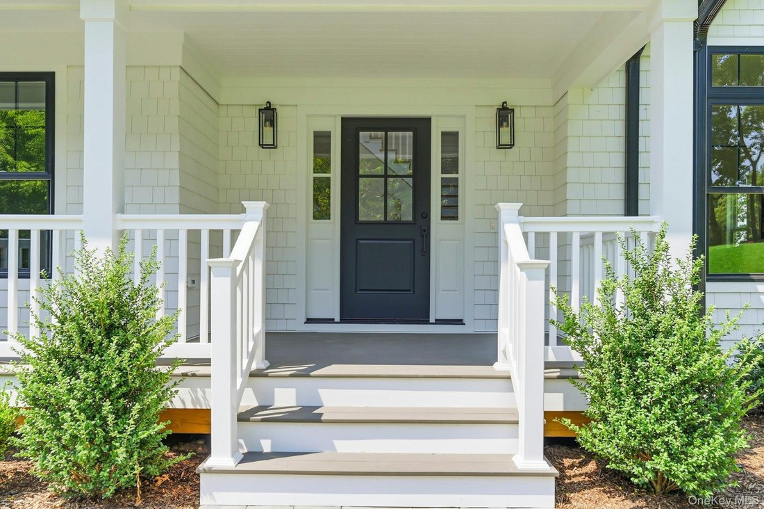 House in Huntington Station, New York, United States 3 - 18532826