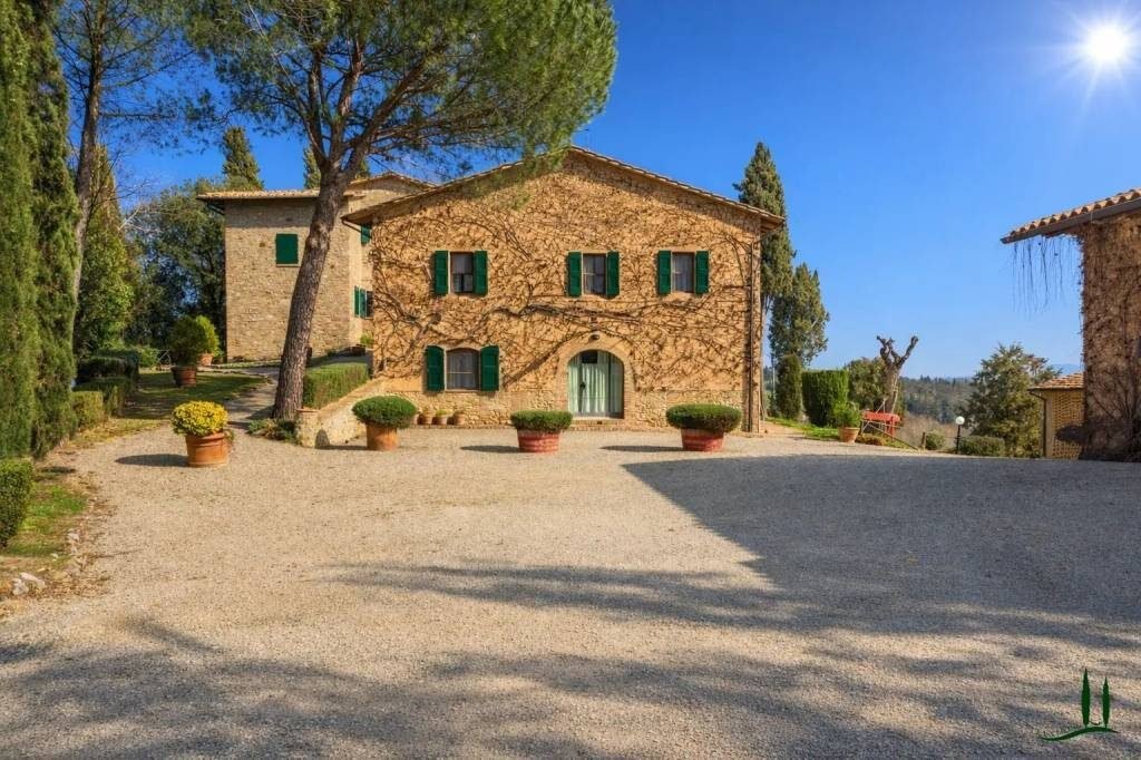 Country House in San Gimignano, Tuscany, Italy 1 - 18534372
