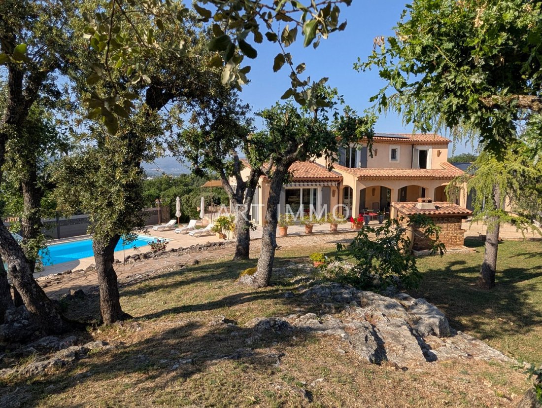 House in Apt, Provence-Alpes-Côte d'Azur, France 4 - 18534894