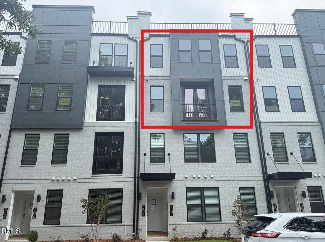 Condo in Cary, North Carolina, United States 3 - 17022457
