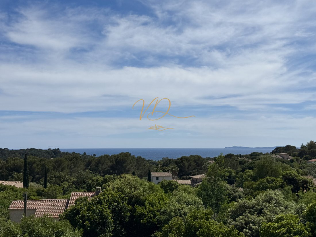 Castle in La Croix-Valmer, Provence-Alpes-Côte d'Azur, France 1 - 18536029