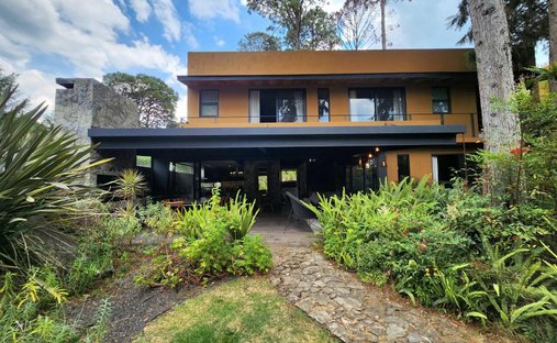 Casa en Valle de Bravo, Estado de México, México 1
