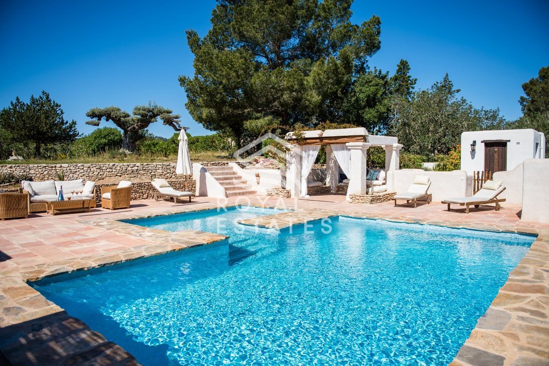 Villa in Sant Agusti des Vedra, Sant Josep de sa Talaia, Balearic Islands 3 - 18536487