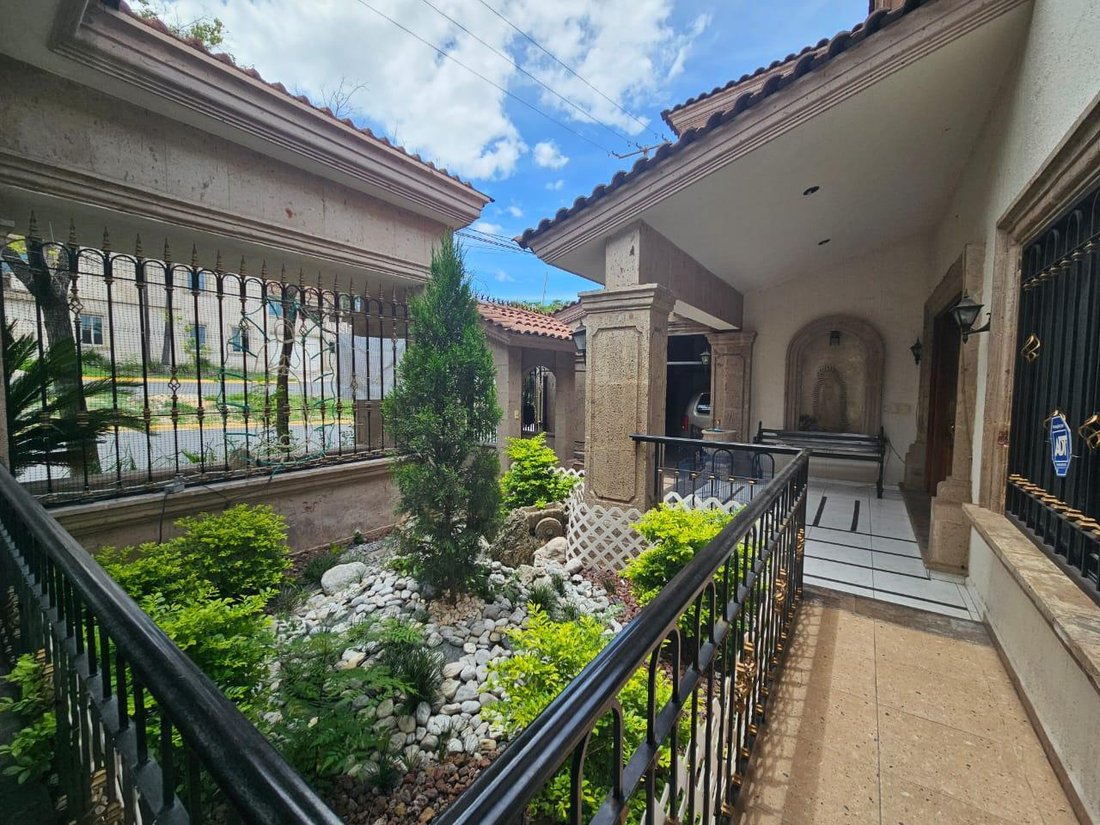 House in Monterrey, Nuevo Leon, Mexico 4 - 18533350