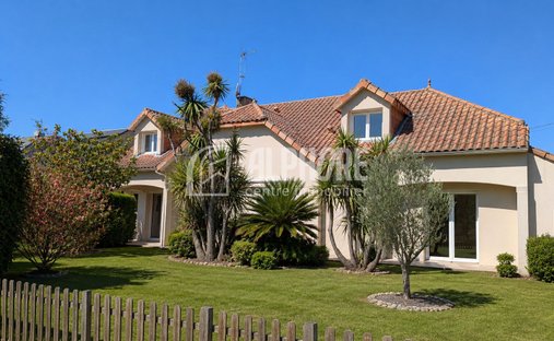 Villa in Saint Marc Est, Saint-Nazaire, France 1