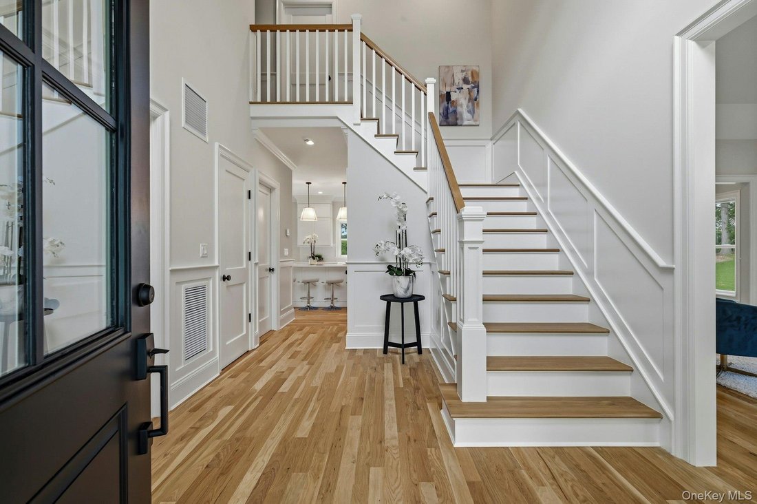 House in Huntington Station, New York, United States 4 - 18532826
