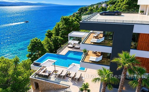Villa in Omiš, Gespanschaft Split-Dalmatien, Kroatien 1