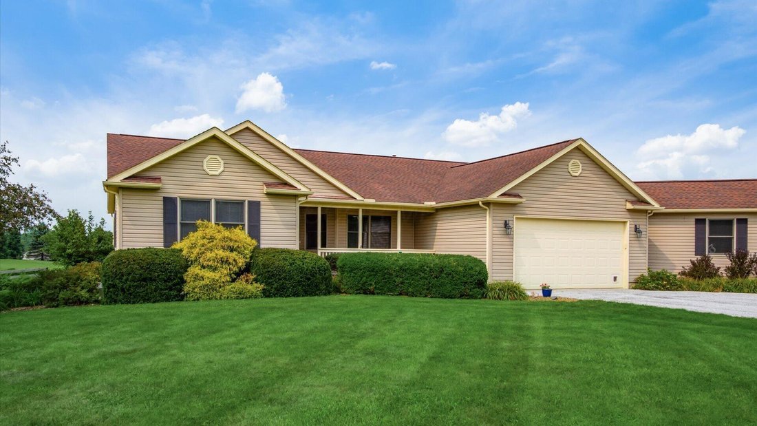 House in Newark, Ohio, United States 2 - 18532873