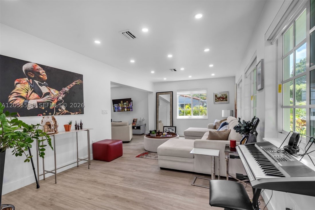 House in Miami, Florida, United States 3 - 18534818