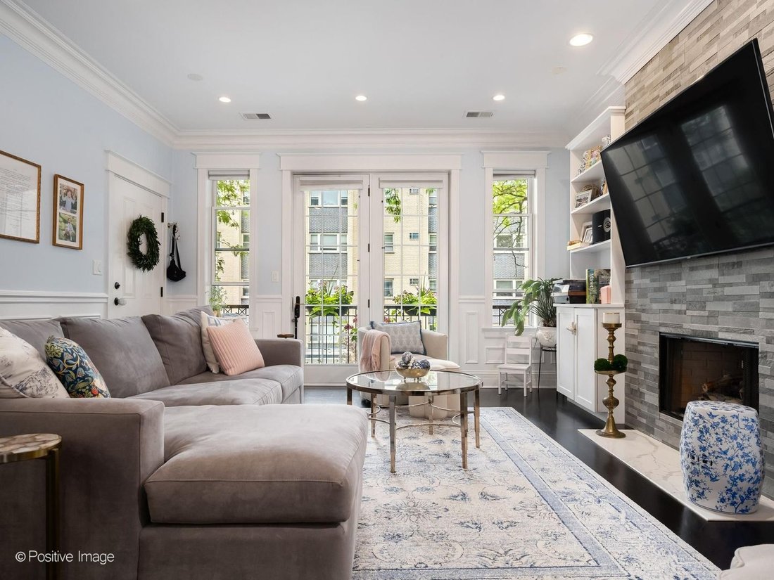 Condo in Chicago, Illinois, United States 2 - 18534971