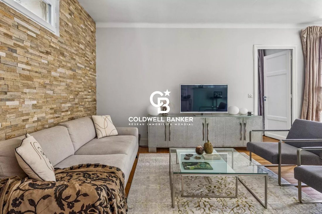 Apartment in Gros Caillou, Paris 7e Arrondissement, Paris 4 - 18533614