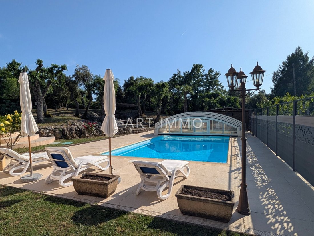 House in Apt, Provence-Alpes-Côte d'Azur, France 5 - 18534894