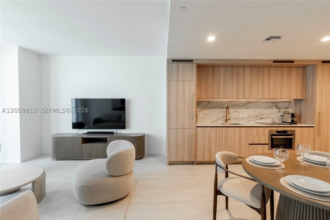 Condo in Miami, Florida, United States 2 - 18534742