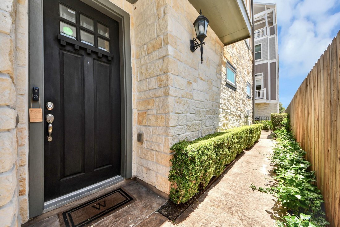 House in Houston, Texas, United States 3 - 18532715