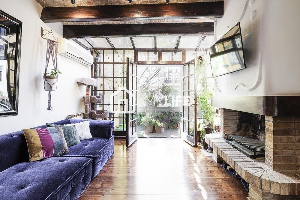 Apartment in Eixample, Barcelona, Spain 4 - 18533311
