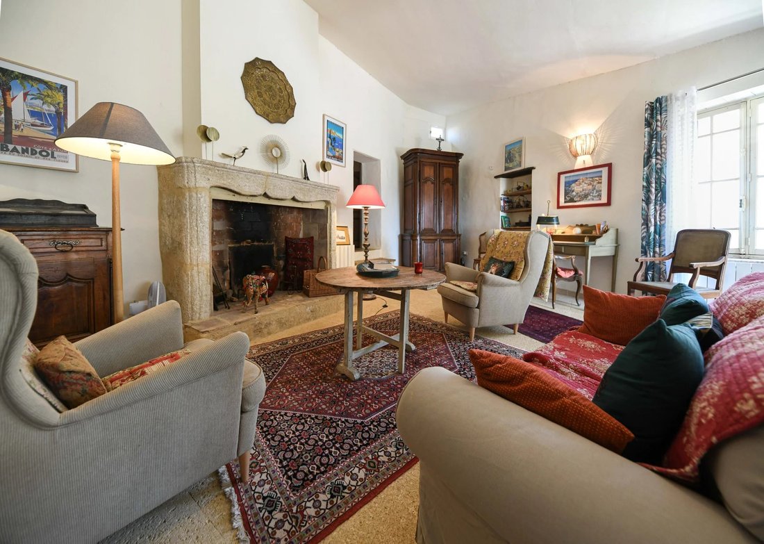 Maison à Uzès, Occitanie, France 2 - 18533434