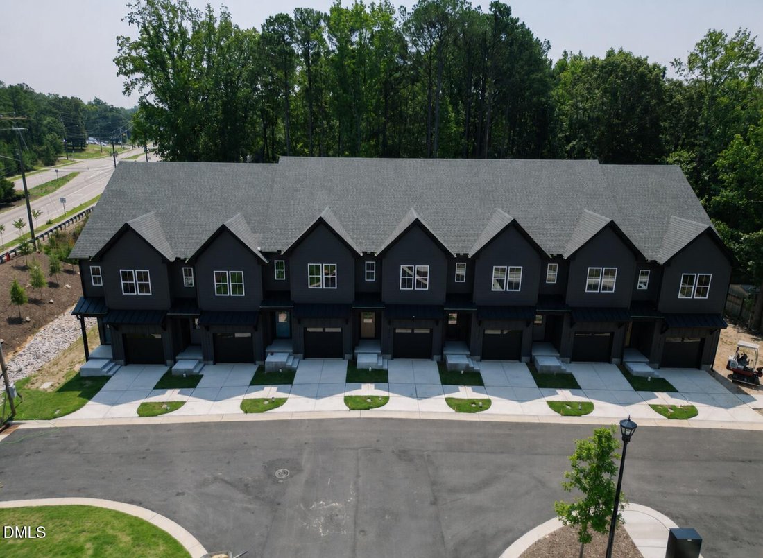Townhouse in Raleigh, North Carolina, United States 3 - 17543066