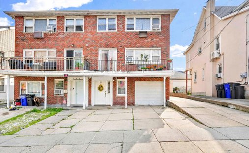 House in New York, New York, United States 1