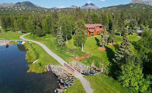House in Anchorage, Alaska, United States 1