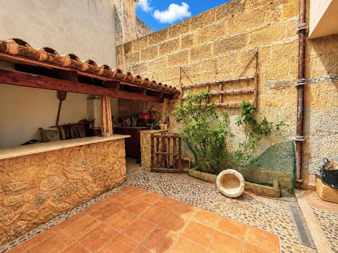 Townhouse in Petra, Balearic Islands, Spain 1 - 18457213