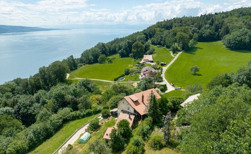 Corps de ferme à Chardonne, Vaud, Suisse 1