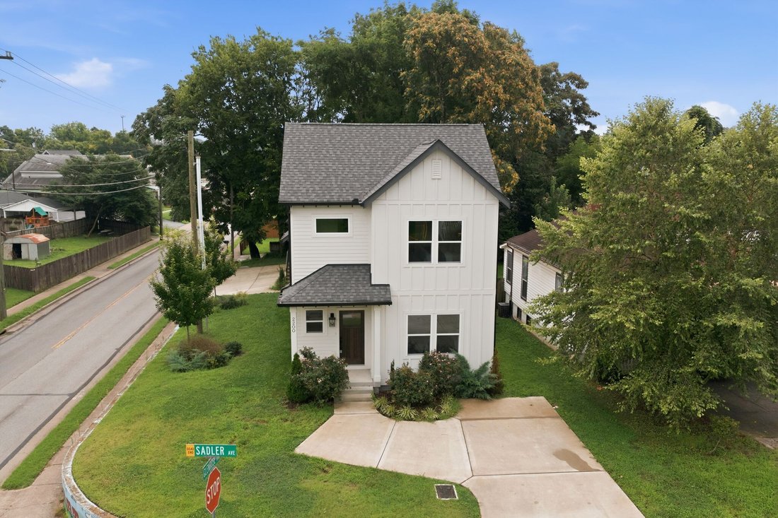 Co Op in Nashville, Tennessee, United States 2 - 18532372