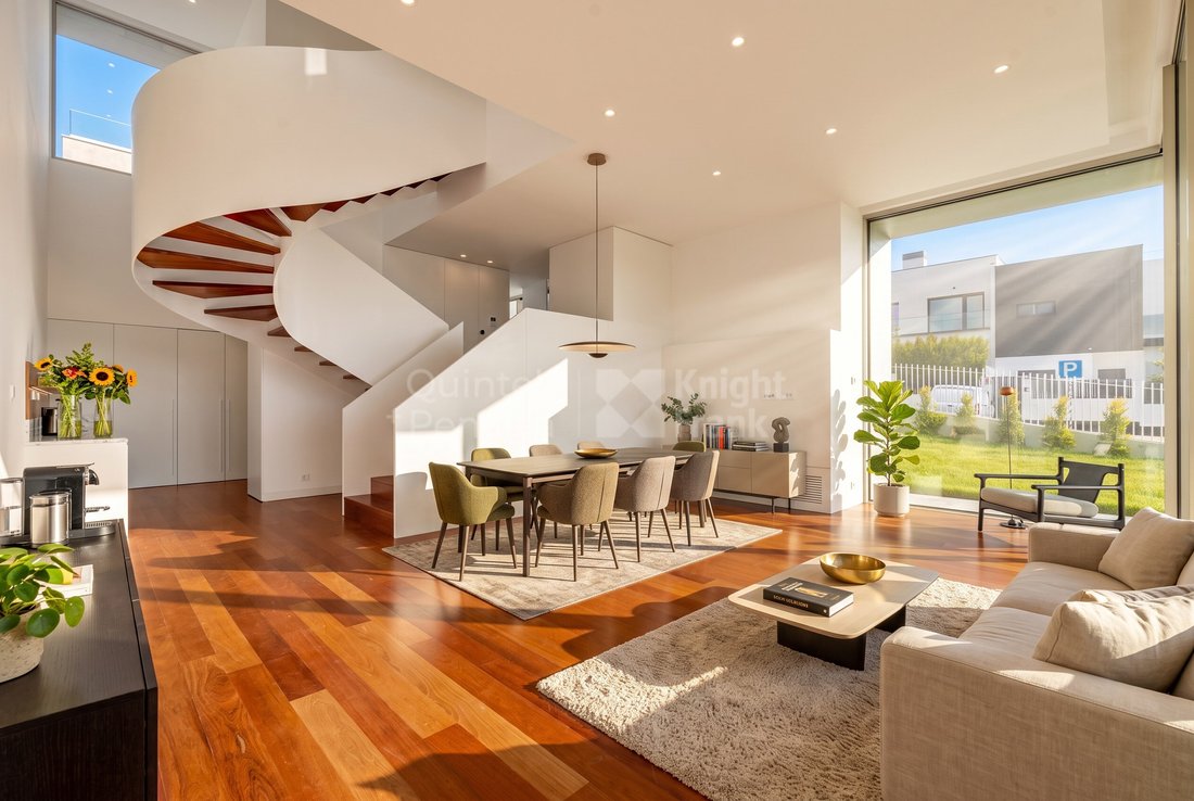 House in Barcarena, Lisbon, Portugal 1 - 18536312