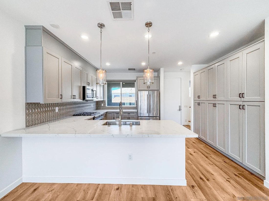 Townhouse in San Diego, California, United States 5 - 18370071