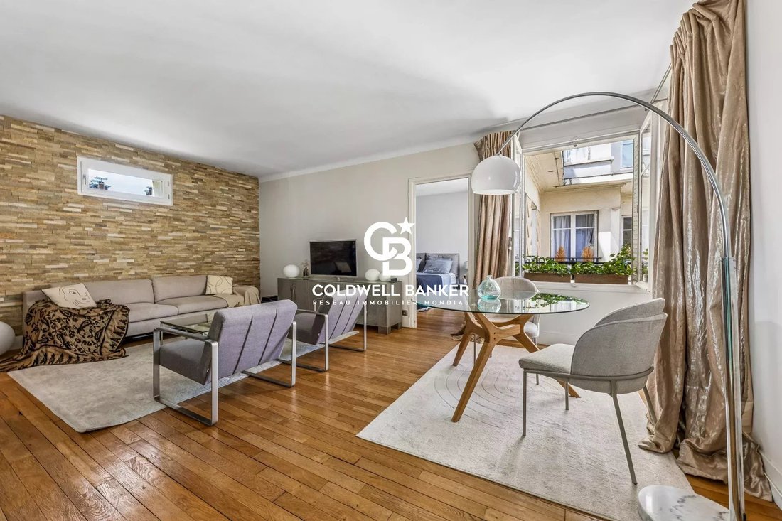 Apartment in Gros Caillou, Paris 7e Arrondissement, Paris 1 - 18533614