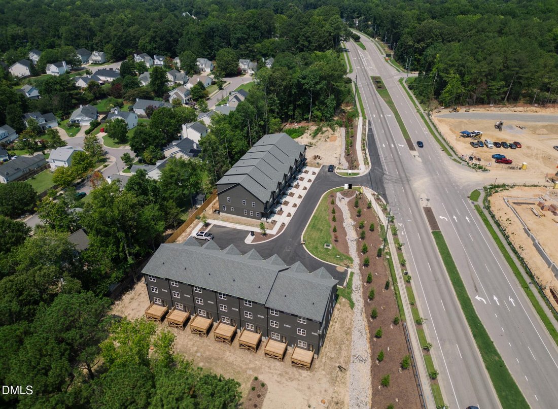Townhouse in Raleigh, North Carolina, United States 4 - 17543066