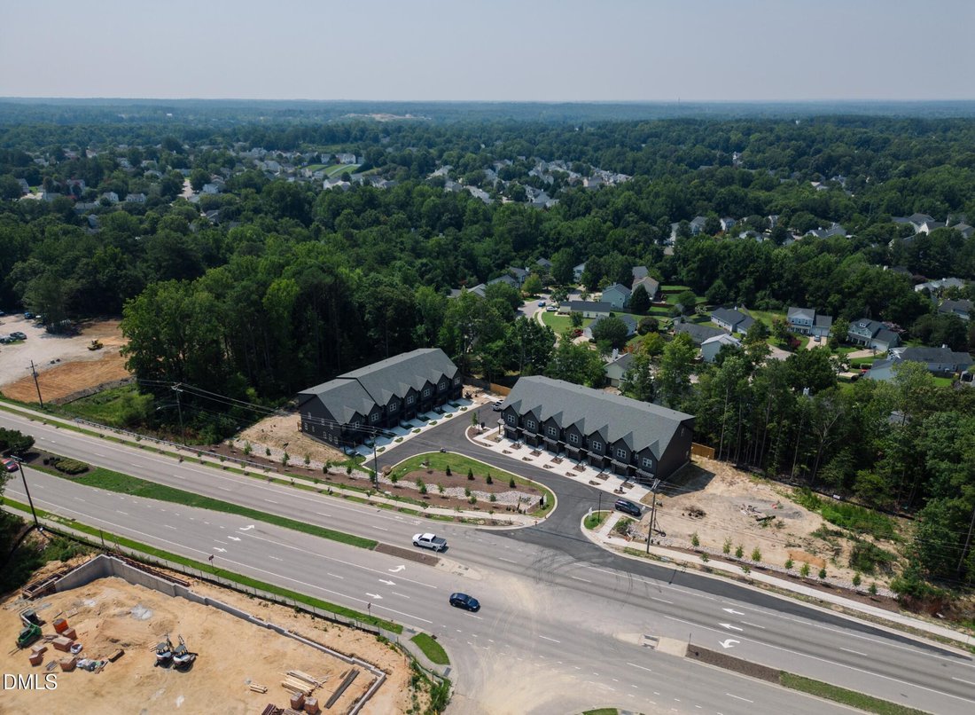 Townhouse in Raleigh, North Carolina, United States 2 - 17543066