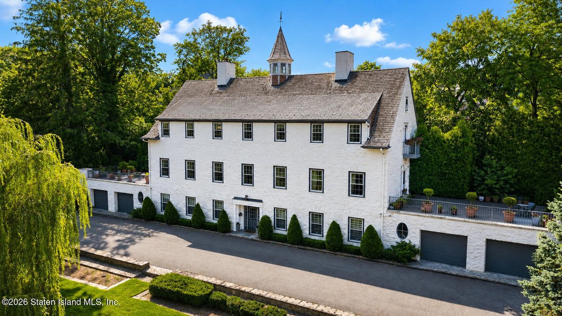 House in New York, New York, United States 2 - 18442260