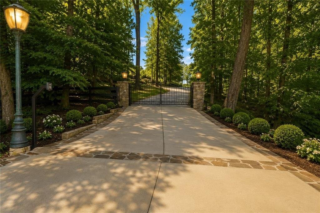 House in Alpharetta, Georgia, United States 3 - 18535335