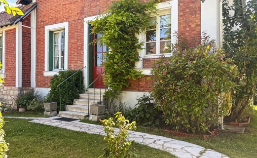 House in Centre Ville - Jonchère, Bougival, France 1