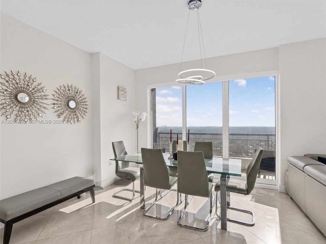 Condo in Miami, Florida, United States 4 - 18536031