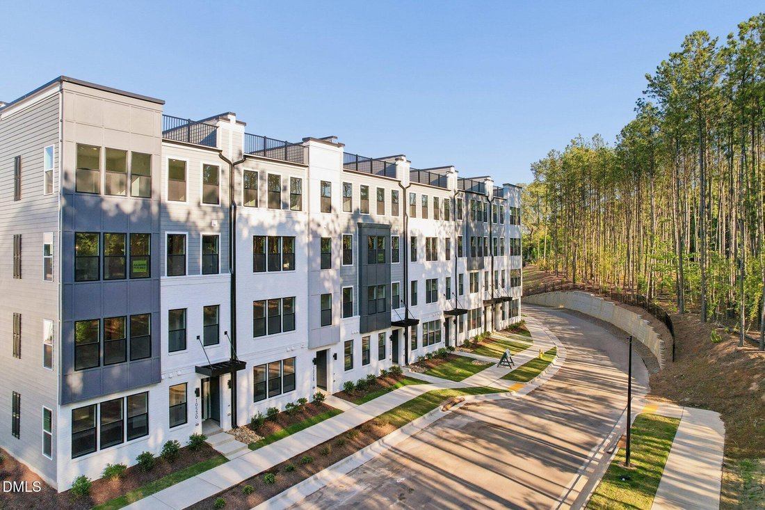 Condo in Raleigh, North Carolina, United States 1 - 18534858