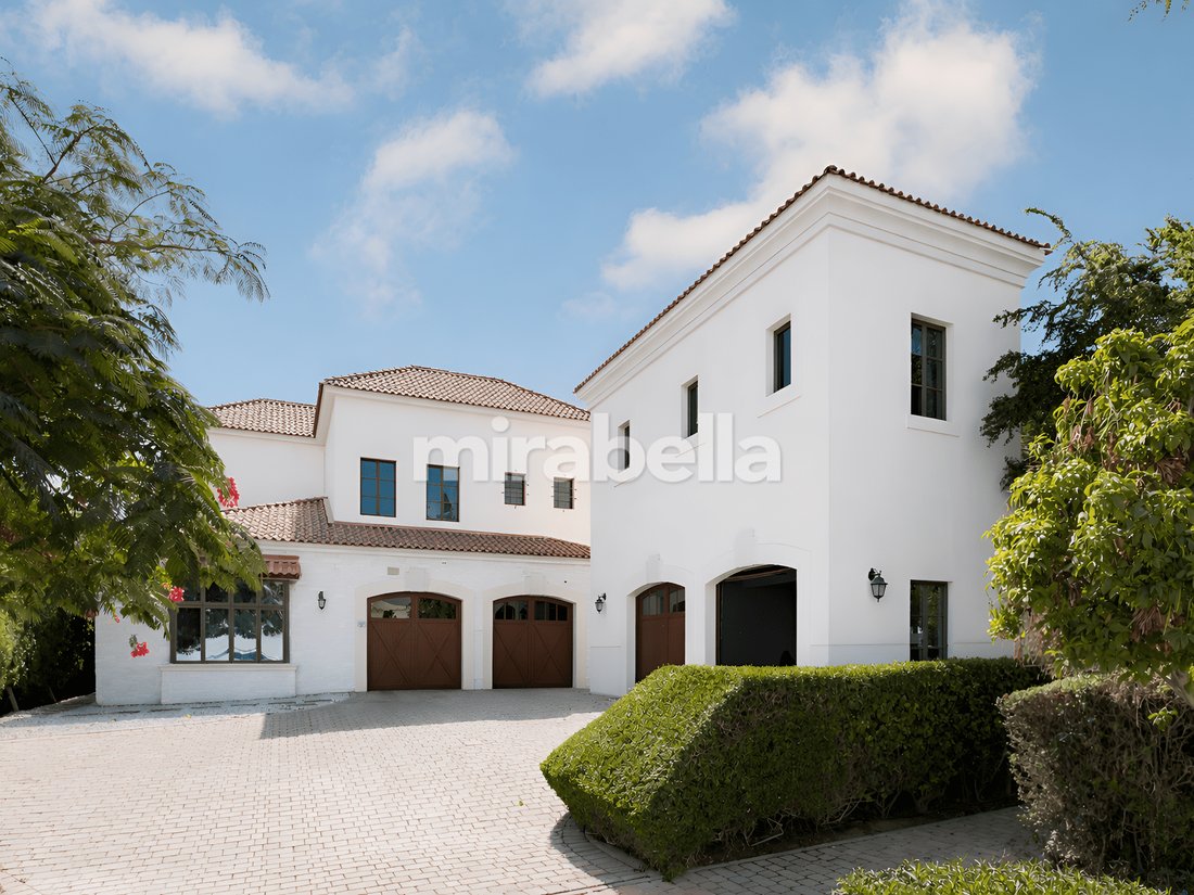 Villa in Jumeirah Golf Estates, Dubai, United Arab Emirates 1 - 18532804