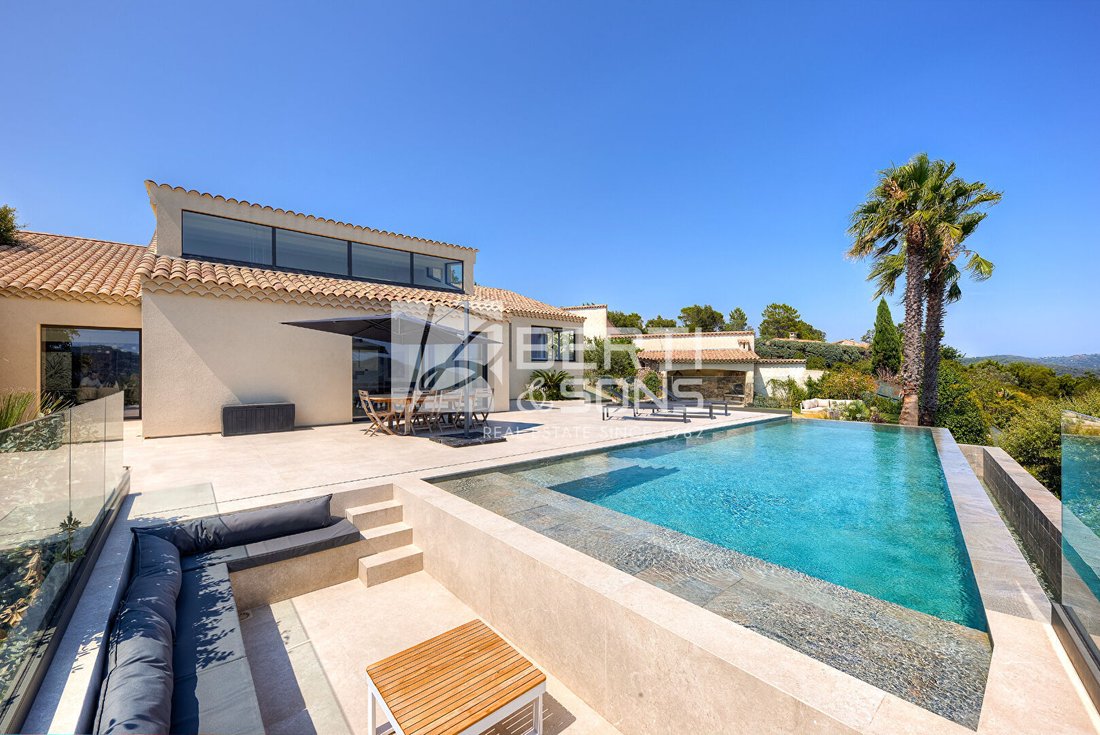 Villa in Les Adrets-de-l'Estérel, Provence-Alpes-Côte d'Azur, France 4 - 18536566