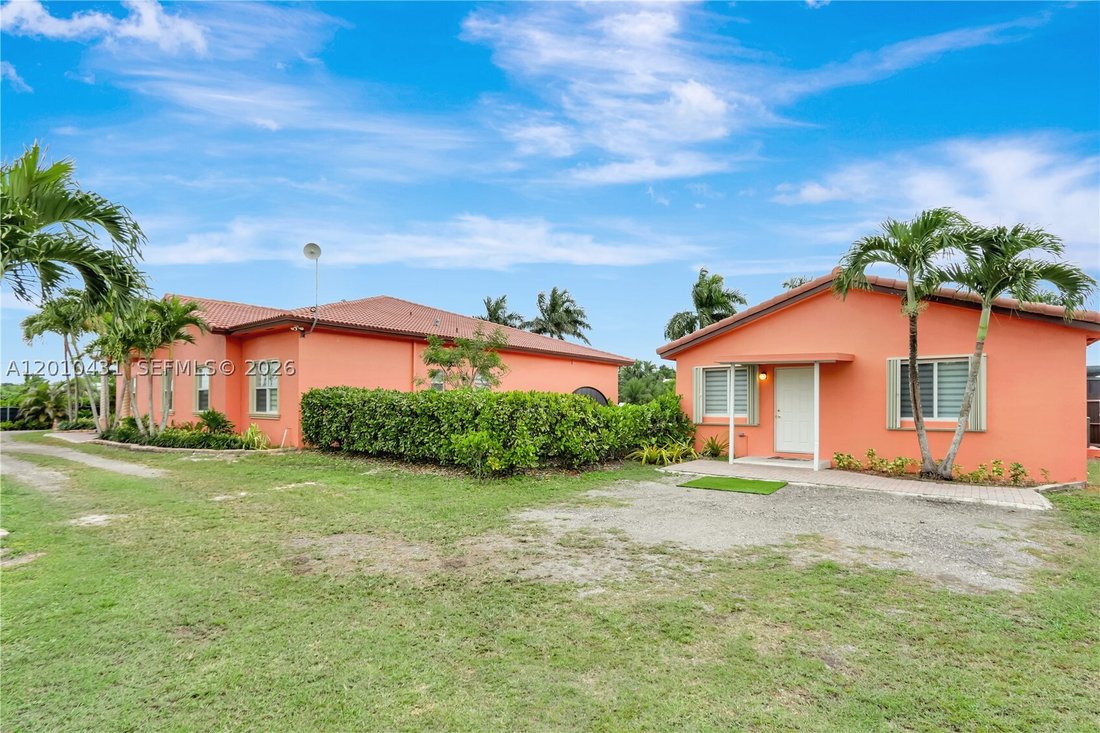 House in Miami, Florida, United States 4 - 17814885