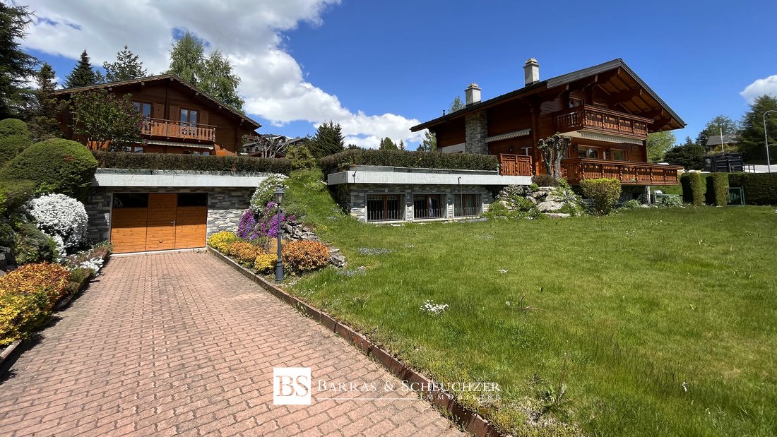 Chalet in Crans-Montana, Valais, Switzerland 2 - 18533994