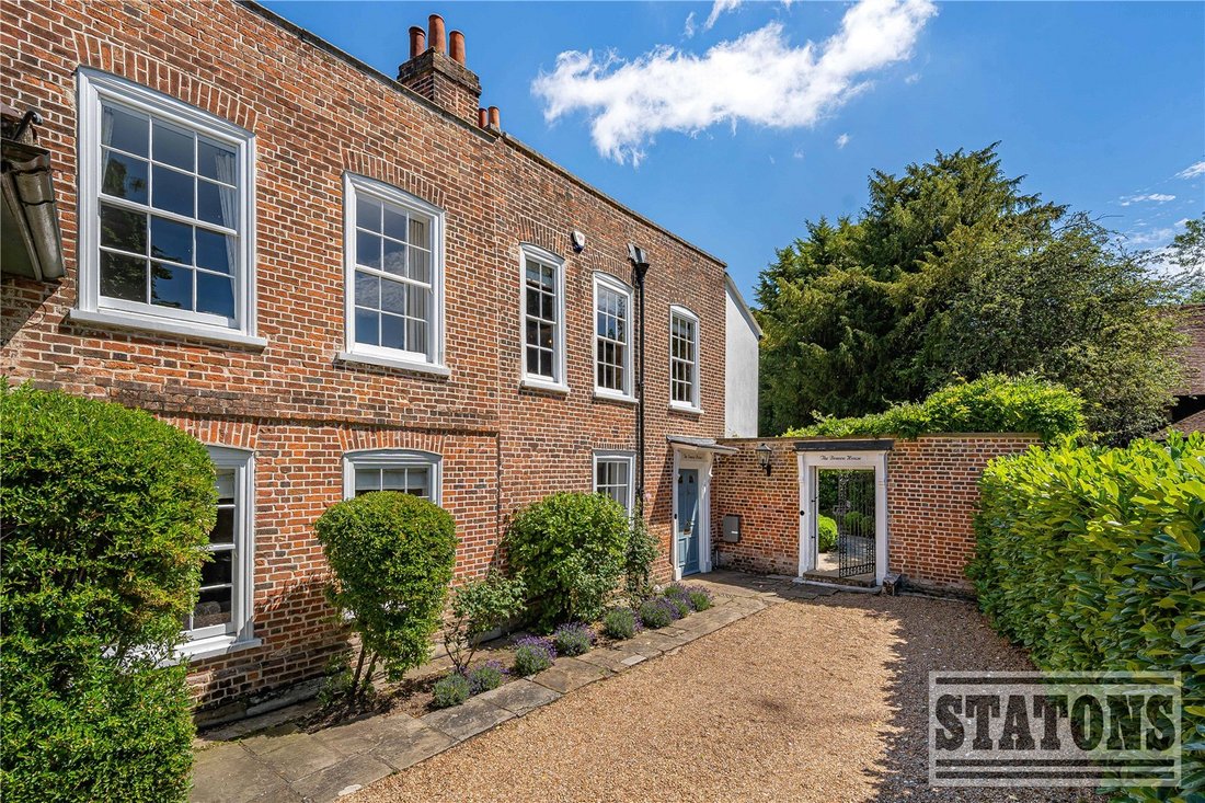 House in Hadley Common, Barnet, England 1 - 18534444