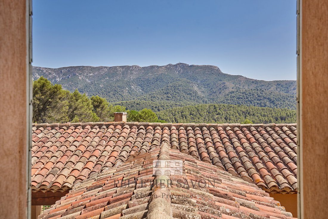 House in Vauvenargues, Provence-Alpes-Côte d'Azur, France 2 - 18534899