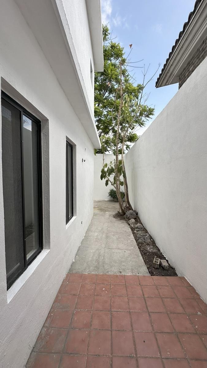House in Monterrey, Nuevo Leon, Mexico 2 - 18533117