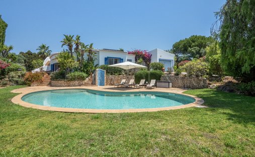 Villa in Lagoa e Carvoeiro, Algarve, Portugal 1