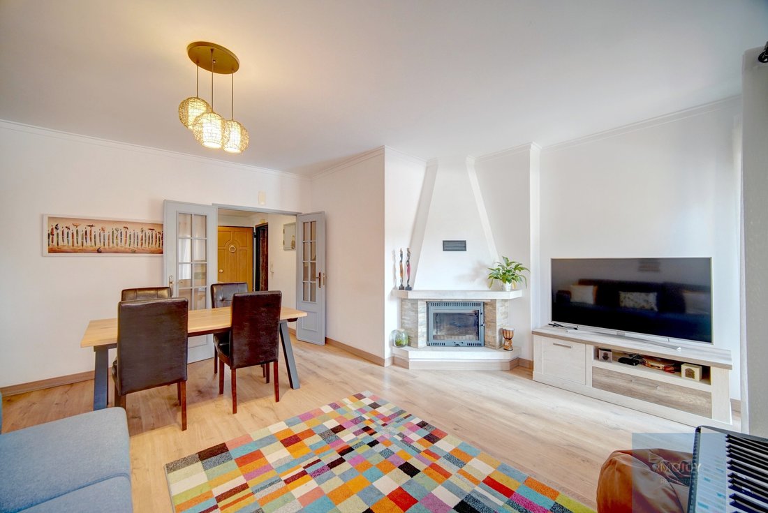 Apartment in Carnaxide e Queijas, Lisbon, Portugal 1 - 18536331
