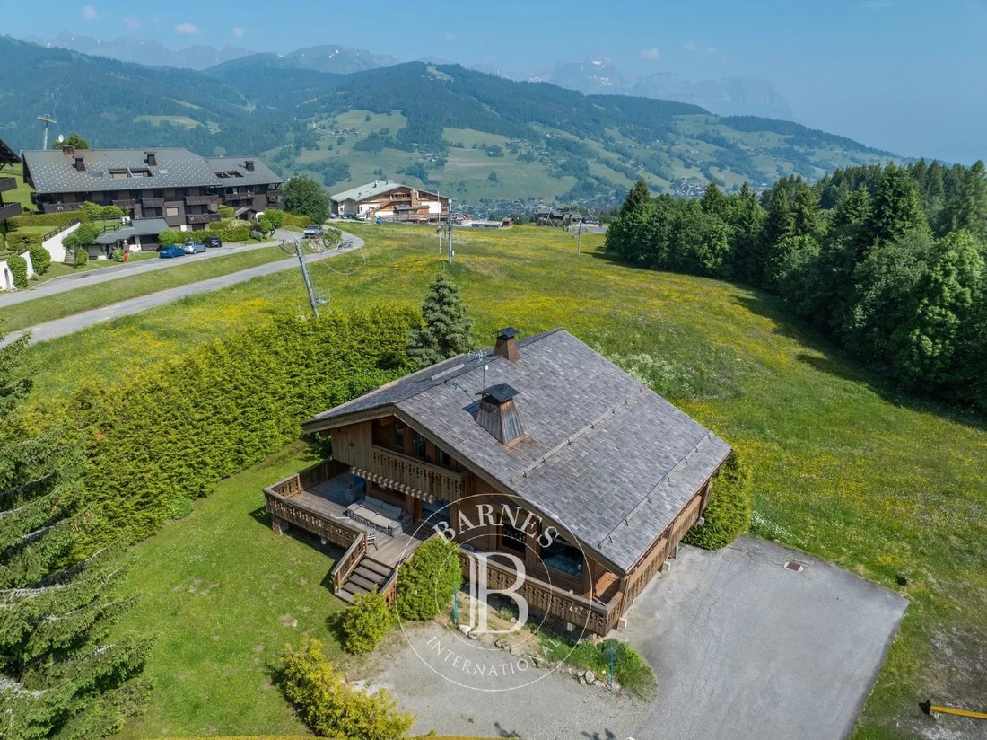 Chalet in Megève, Auvergne-Rhône-Alpes, France 1 - 18526864