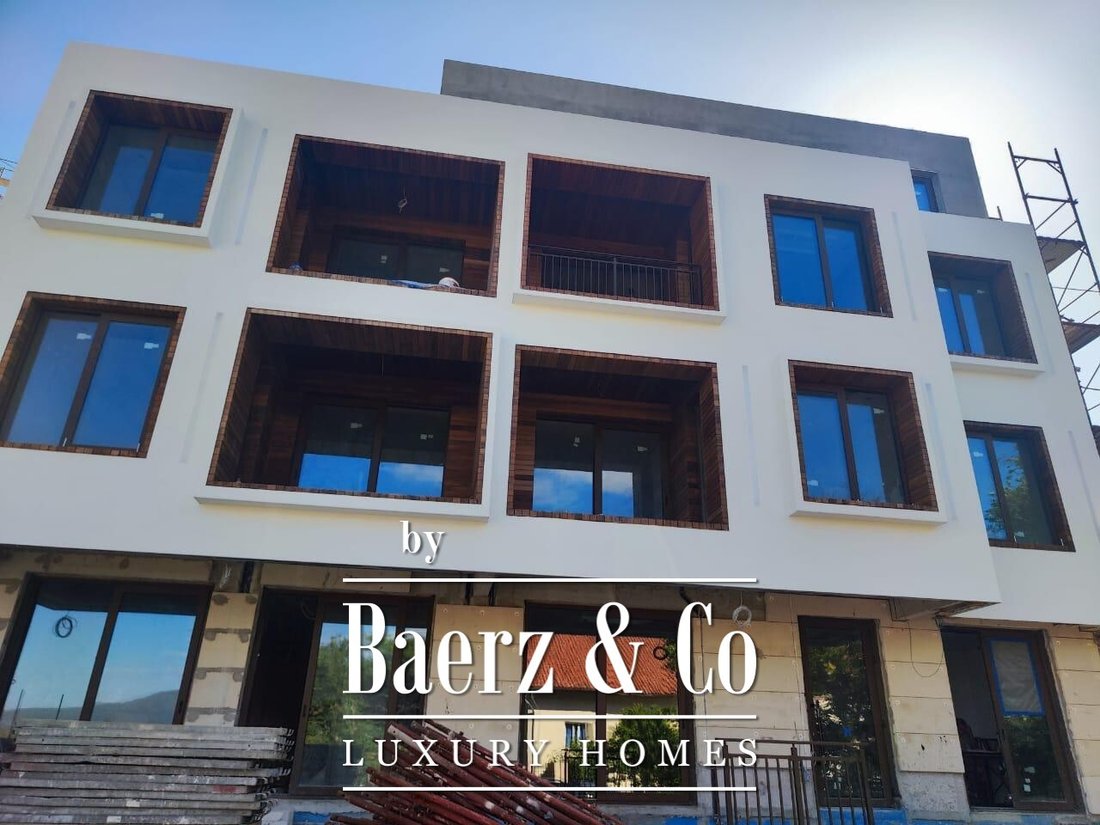 Penthouse in Tivat, Tivat Municipality, Montenegro 2 - 17440634