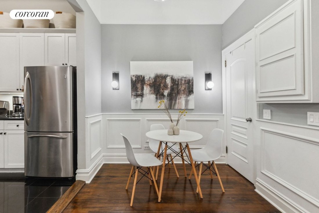 Co Op in New York, New York, United States 4 - 18373912