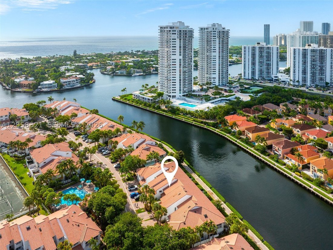 Townhouse in Aventura, Florida, United States 1 - 18528903